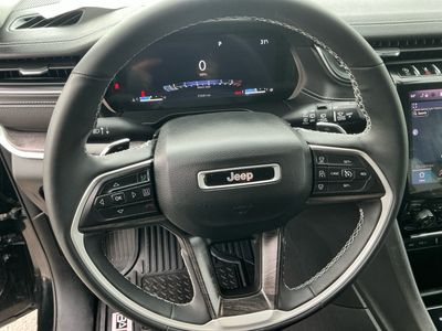 2023 Jeep Grand Cherokee - Photo 13