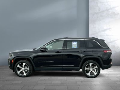 2023 Jeep Grand Cherokee - Photo 3