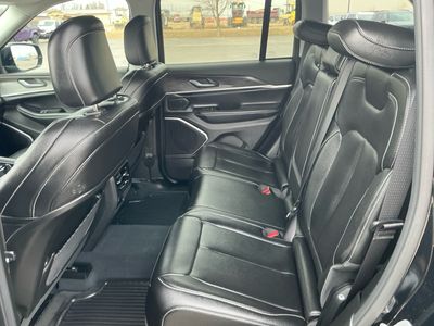 2023 Jeep Grand Cherokee - Photo 16