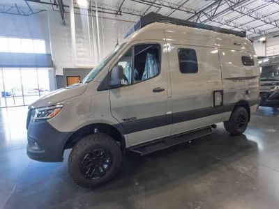 2027 Winnebago REVEL — photo 16 view