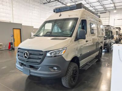 2027 Winnebago REVEL — photo 19 view