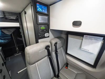 2027 Winnebago REVEL — photo 7 view
