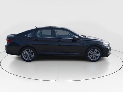 2024 Volkswagen Jetta — photo 8 view