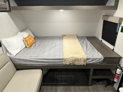 2026 Grand Design Transcend One — photo 13 view