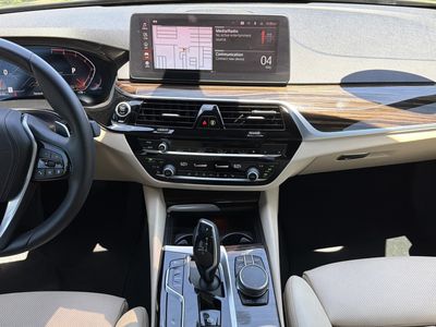 2023 BMW 5 Series - Photo 15