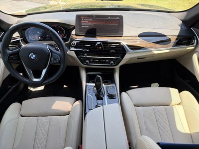 2023 BMW 5 Series - Photo 13