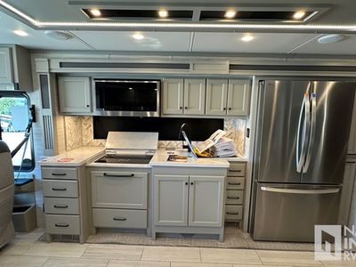 2026 Tiffin Motorhomes Allegro Red - Photo 5