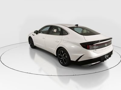 2025 Hyundai Sonata — detail view