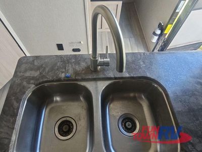 2021 Coachmen RV Spirit Ultra Lite — photo 21 view