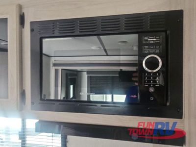 2021 Coachmen RV Spirit Ultra Lite — photo 23 view