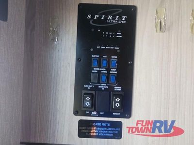 2021 Coachmen RV Spirit Ultra Lite — photo 29 view