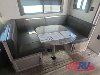 2021 Coachmen RV Spirit Ultra Lite — photo 25 view
