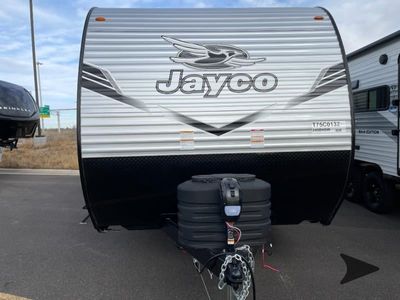 2026 Jayco Jay Flight SLX — front three-quarter view