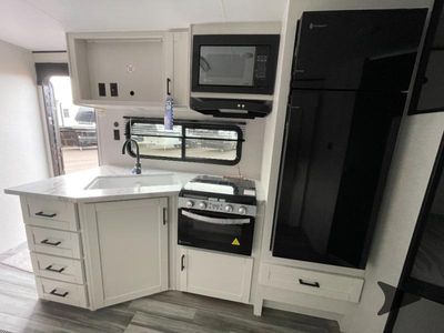 2026 Jayco Jay Flight SLX — photo 12 view