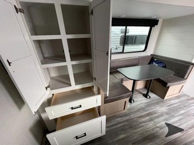 2026 Jayco Jay Flight SLX — photo 11 view