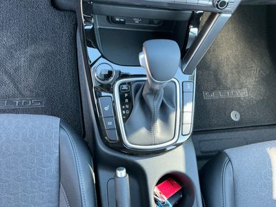 2026 Kia Seltos — photo 13 view