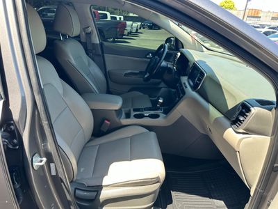 2017 Kia Sportage — photo 14 view