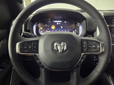 2026 Ram 1500 — photo 11 view