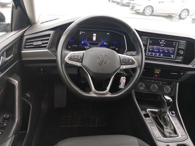 2024 Volkswagen Jetta — photo 17 view