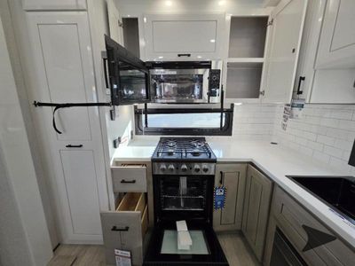 2026 Jayco Pinnacle — photo 40 view