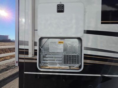 2026 Jayco Pinnacle — engine compartment view
