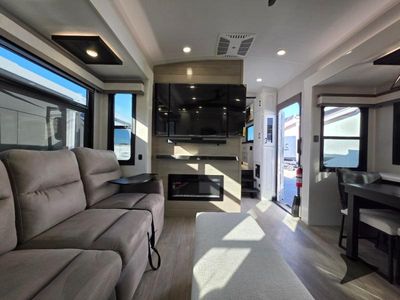 2026 Jayco Pinnacle — photo 26 view