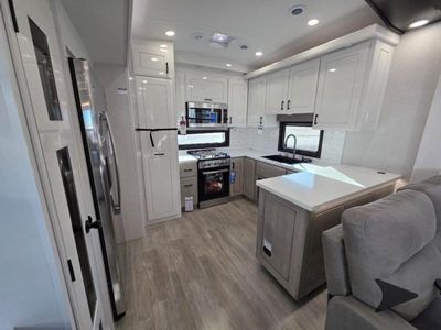 2026 Jayco Pinnacle — photo 29 view