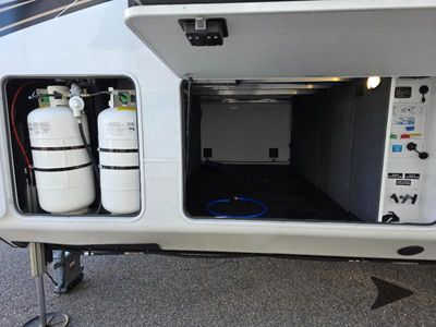 2026 Jayco Pinnacle — photo 13 view