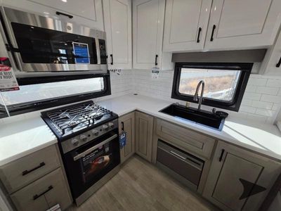 2026 Jayco Pinnacle — photo 30 view