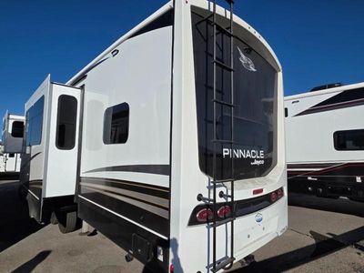 2026 Jayco Pinnacle — photo 17 view