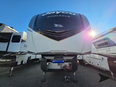 2026 Jayco Pinnacle — photo 9 view