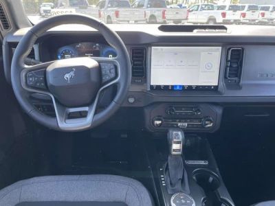 2026 Ford Bronco — photo 10 view