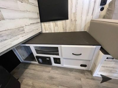 2026 Wayfinder RV GO BEYOND LTD — photo 20 view