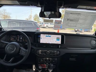 2026 Jeep Gladiator — side profile view