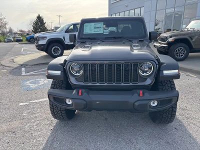 2026 Jeep Gladiator — photo 10 view