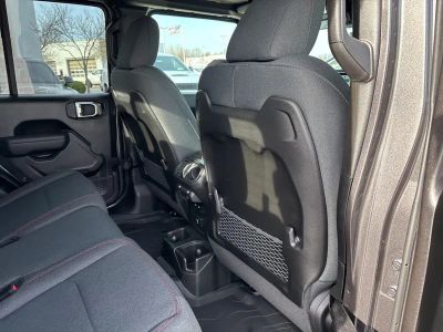2026 Jeep Gladiator — photo 43 view
