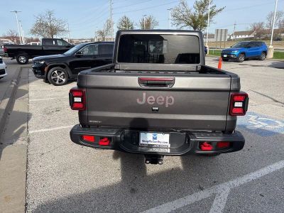 2026 Jeep Gladiator — photo 24 view