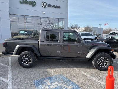 2026 Jeep Gladiator — photo 33 view