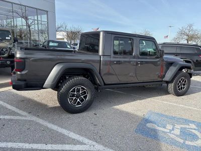 2026 Jeep Gladiator — photo 30 view