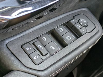 2026 Ram 1500 — photo 21 view