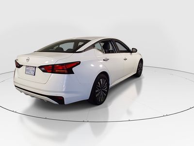 2025 Nissan Altima — photo 7 view
