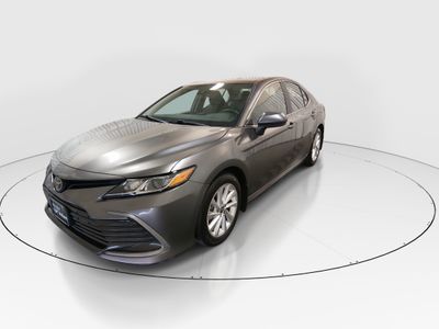 2024 Toyota Camry - Photo 3
