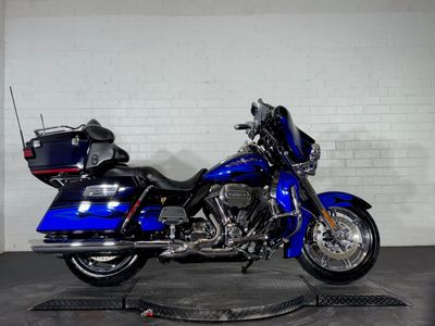 2011 Harley-Davidson CVO Ultra Classic Electra Glide - Photo 1