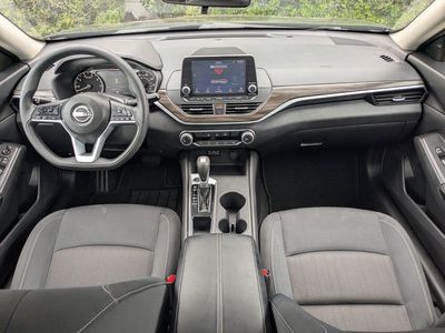 2025 Nissan Altima — photo 13 view