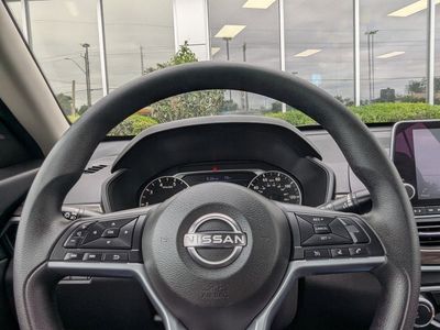 2025 Nissan Altima — photo 21 view