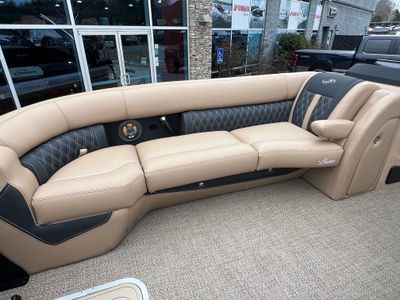 2026 Barletta Lusso L25UCA - Photo 16