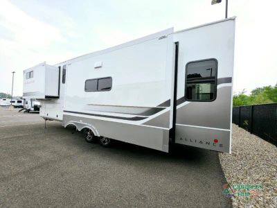 2026 Alliance RV Paradigm — detail view