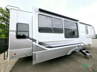 2026 Alliance RV Paradigm — photo 12 view