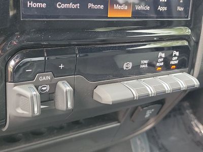 2025 Ram 3500 - Photo 35