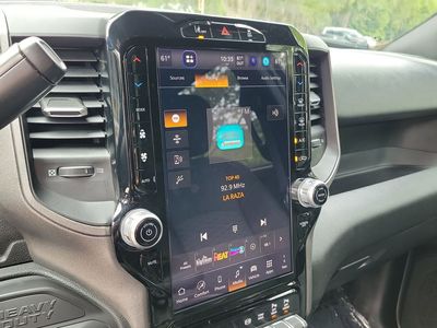 2025 Ram 3500 - Photo 32